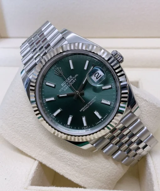  imageye___-_Rolex-replica-datejust-126234-mint-green-41mm8-1284x1536 Datejust 41 Mint Green Dial Replica